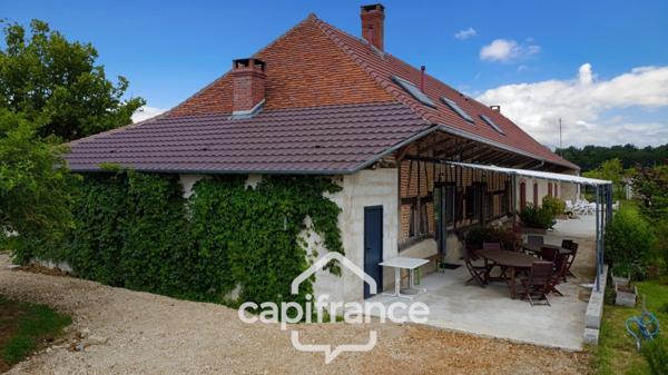 Dpt de SAONE ET LOIRE(71), à vendre MONTPONT EN BRESSE (71470) maison avec gîte et chambres d'hôtes P12 de 470 m² - Terrain de 4 374,00 m²
