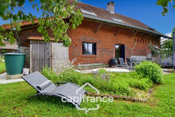 Dpt de SAONE ET LOIRE(71), à vendre MONTPONT EN BRESSE (71470) maison avec gîte et chambres d'hôtes P12 de 470 m² - Terrain de 4 374,00 m²