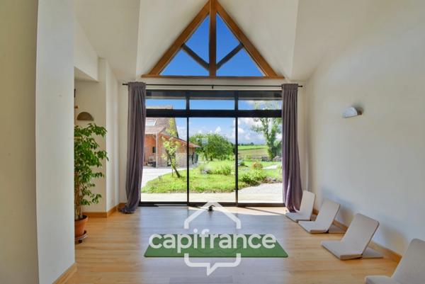 Dpt de SAONE ET LOIRE(71), à vendre MONTPONT EN BRESSE (71470) maison avec gîte et chambres d'hôtes P12 de 470 m² - Terrain de 4 374,00 m²