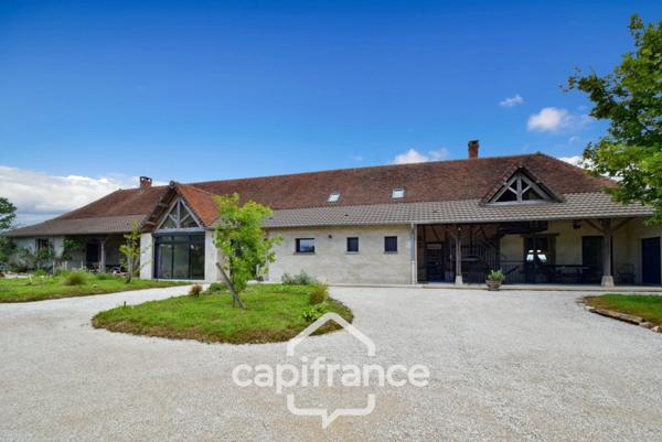 Dpt de SAONE ET LOIRE(71), à vendre MONTPONT EN BRESSE (71470) maison avec gîte et chambres d'hôtes P12 de 470 m² - Terrain de 4 374,00 m²