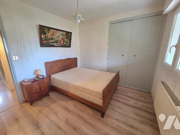 Pavillon indépendant, grand terrain, sous-sol complet - PAGNY SUR MEUSE