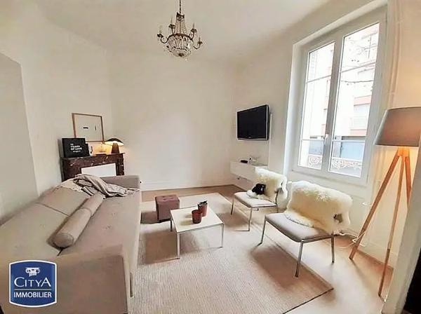 Appartement à louer 2 pièces 50.8m²