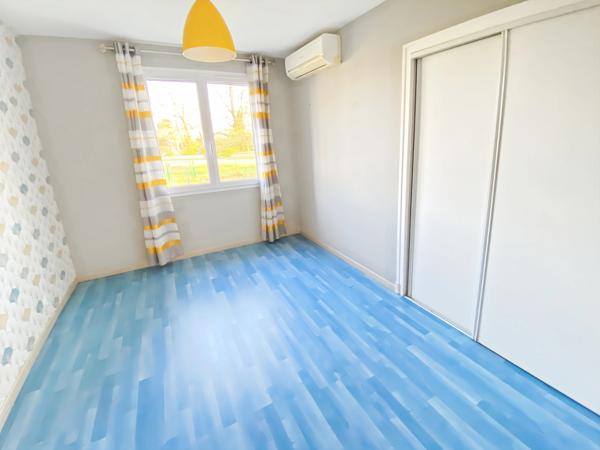 Dpt Landes (40), à vendre AIRE SUR L'ADOUR Maison landaise T5 de 130 m² habitables + 2 garages + terrasses et grande piscine sur 5209 m² de terrain, au calme