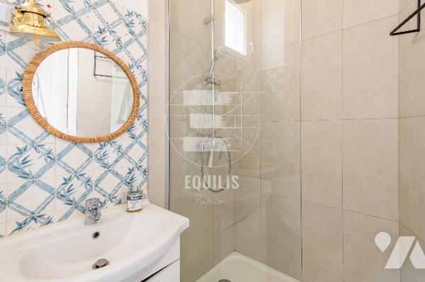 PIGALLE- APPARTEMENT FAMILIAL – TRAVERSANT -TERRASSE/JARDIN 34m2- 5 PIÈCES - IDÉALEMENT SITUÉ -140m2