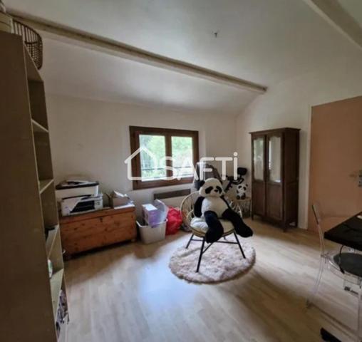 Maison avec vue sur rivière