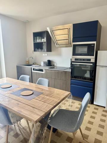 Location                                                      Maison de ville
                        
                     5 pièces                      106 m2                     à Albi