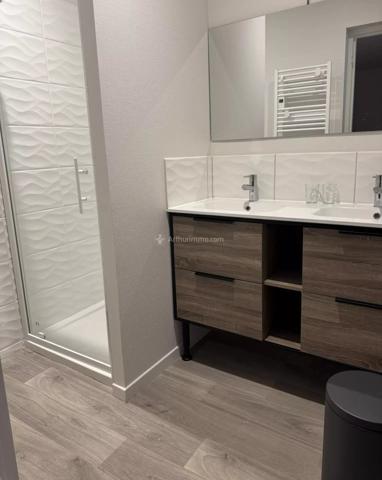 Location                                                      Maison de ville
                        
                     5 pièces                      106 m2                     à Albi