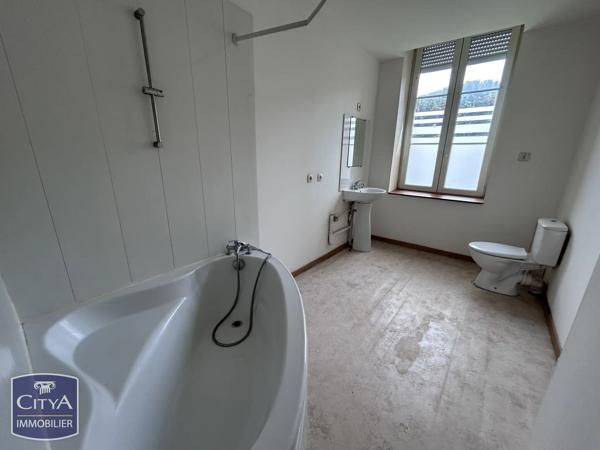 Immeuble à vendre 645.4m² Bogny-sur-Meuse (08120)