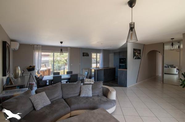 Maison 355 232 € Saint-Lys 5 p 116 m² DPE C