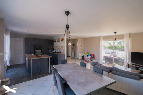 Maison 355 232 € Saint-Lys 5 p 116 m² DPE C