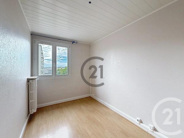 Appartement F4 à vendre  4 pièces - 66,76 m 2   TROYES  - 10
