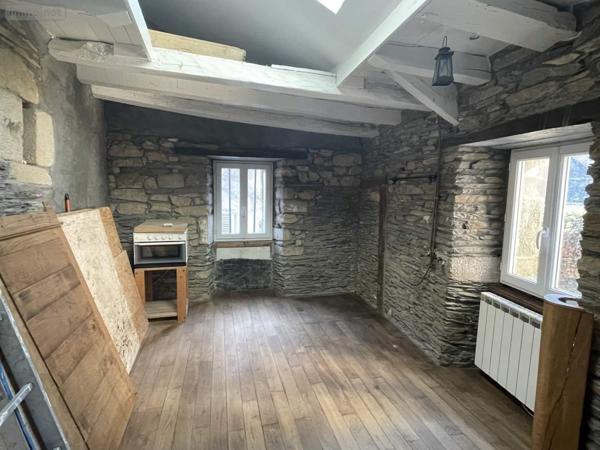 Maison à vendre à Rochefort-en-Terre dans le Morbihan (56220), ref : 131a