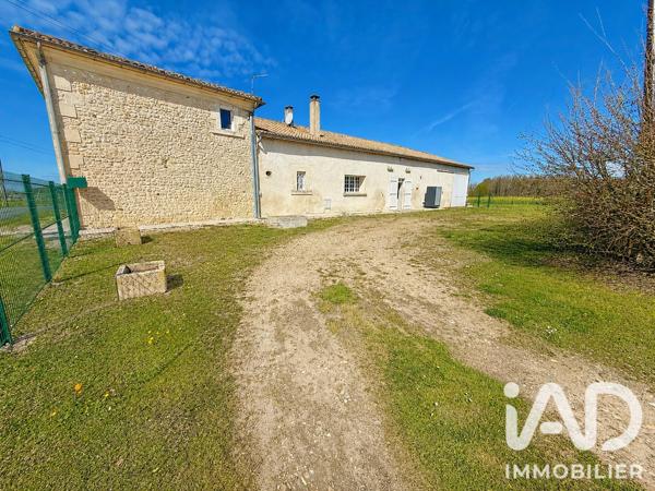 Maison à vendre 7 pièces 278 m² Baignes-Sainte-Radegonde