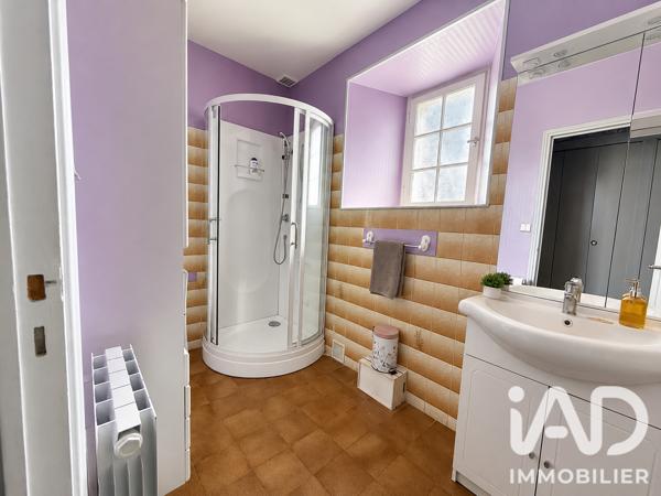 Maison à vendre 7 pièces 278 m² Baignes-Sainte-Radegonde