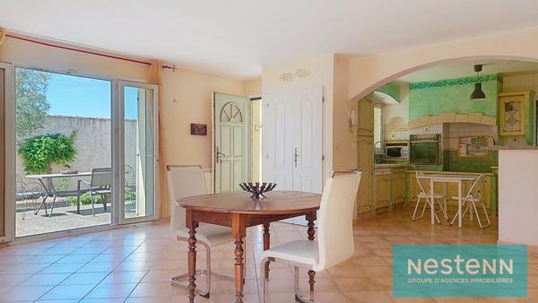 ISTRES, Maison de plain-pied, 98m², Type 4, 3 chambres, deux terrasses, jardin et double garage