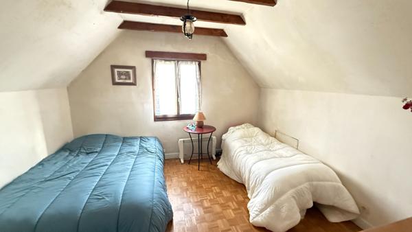 NOAILLES PROCHE Maison, 5 Pièces, Séjour/Salon, cuisine, 2 chambres, bureau. S/sol total, 1287 m² de jardin