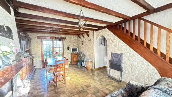 NOAILLES PROCHE Maison, 5 Pièces, Séjour/Salon, cuisine, 2 chambres, bureau. S/sol total, 1287 m² de jardin