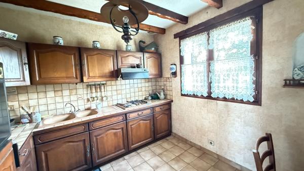 NOAILLES PROCHE Maison, 5 Pièces, Séjour/Salon, cuisine, 2 chambres, bureau. S/sol total, 1287 m² de jardin