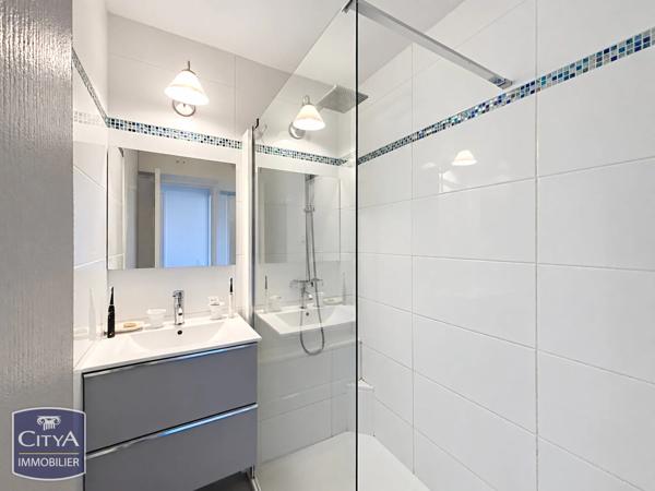 Appartement à vendre 2 pièces 35m² Roquebrune-sur-Argens (83380)