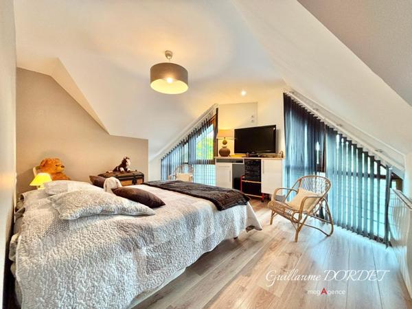 Maison à ROUXMESNIL-BOUTEILLES, 76370 - 5 pièces 220m²
