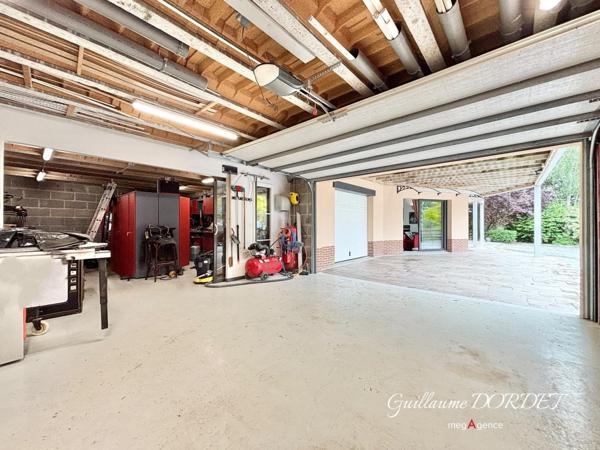 Maison à ROUXMESNIL-BOUTEILLES, 76370 - 5 pièces 220m²