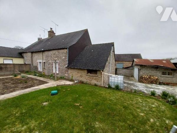 Maison à Vendre à Val-d'Izé (35450) en Ille-et-Vilaine (35)

Cette maison de 50 m² se situe s...