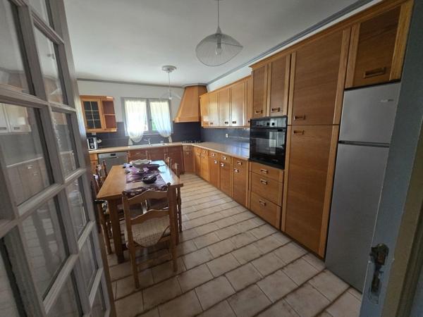 Maison 335 000 € Gignac 5 p 122 m² DPE D