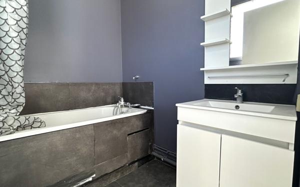 Appartement à vendre    2 pièces •  Saint-Quentin