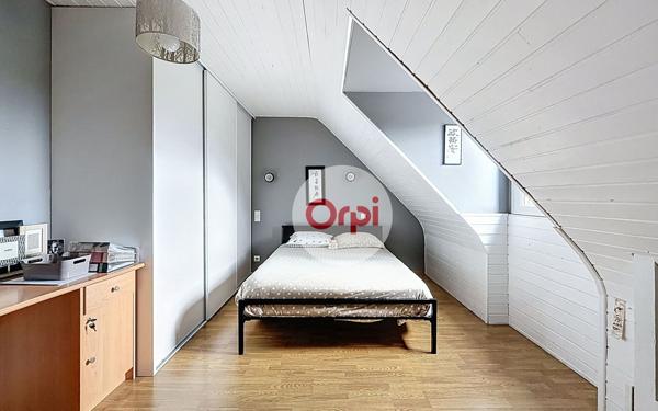 Maison à vendre    5 pièces •  Theix