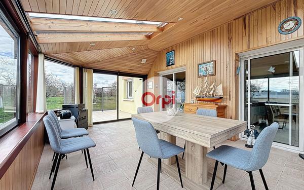 Maison à vendre    5 pièces •  Theix