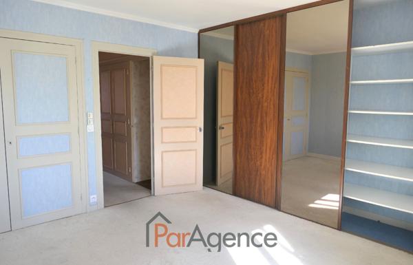 CENTRE VILLE - LOCAL COMMERCIAL + LOGEMENT - IMMEUBLE DE RAP