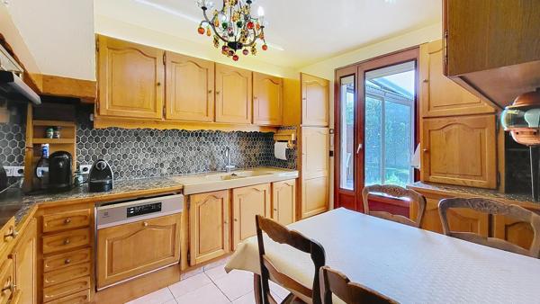 Maison - 5 pièces - 116m²