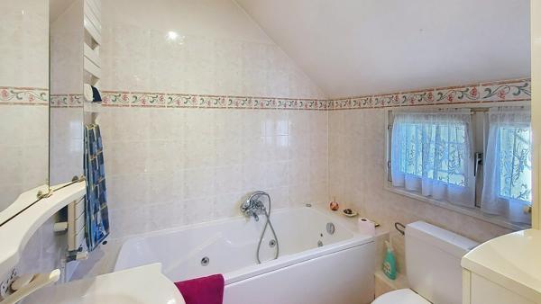 Maison - 5 pièces - 116m²