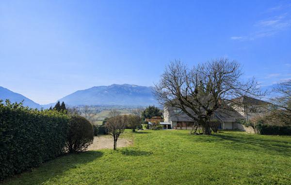 Terrain à Batir de 1 500 m²