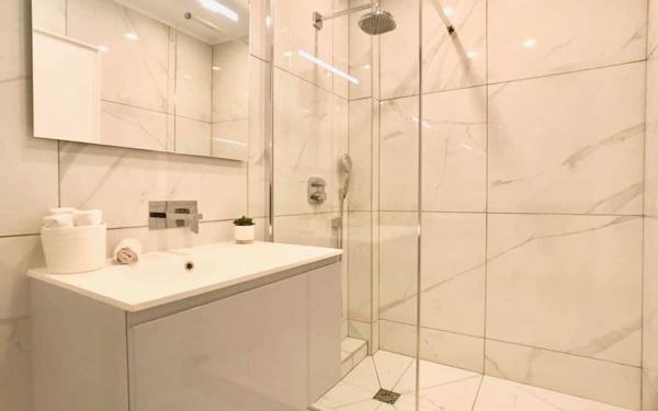 Appartement à vendre    3 pièces • 81,06 m2 Golfe Juan - Vallauris