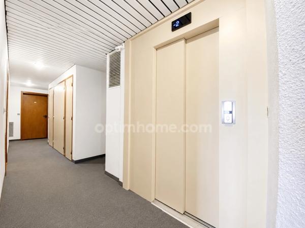 Studio meublé 21m2 avec terrasse à SETE (34)