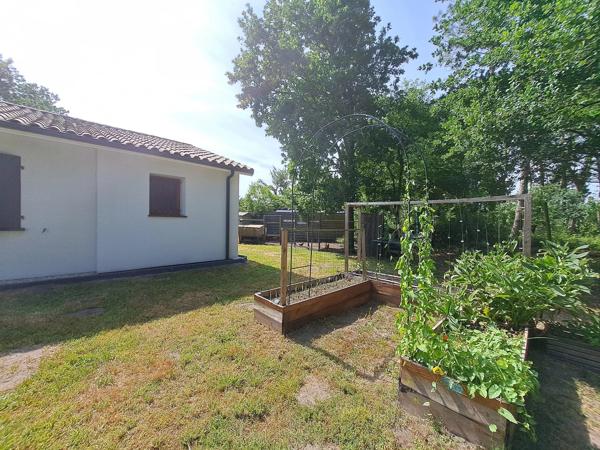 Maison familiale meublée 5 chambres, 138 m² avec piscine, en lisière de forêt – Saugnac-et-Muret