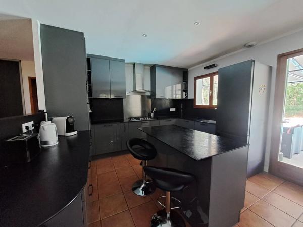 Maison familiale meublée 5 chambres, 138 m² avec piscine, en lisière de forêt – Saugnac-et-Muret