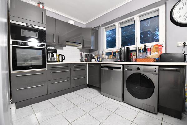 Bel appartement ! Ravalement réglé par le vendeur!