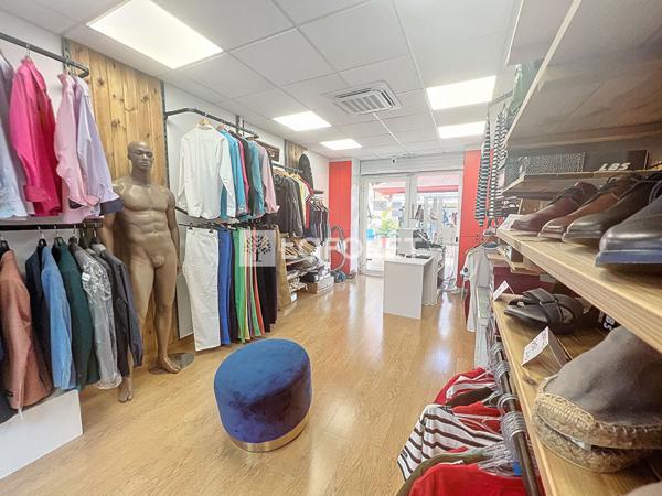 Location local commercial Saint-François - 1 pièce(s) - 23 m² - 1 300 €/mois