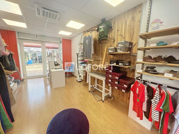 Location local commercial Saint-François - 1 pièce(s) - 23 m² - 1 300 €/mois