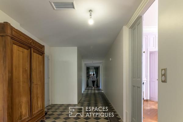 Grand appartement rénové dans un ancien moulinage avec jardin et parking – au centre ville