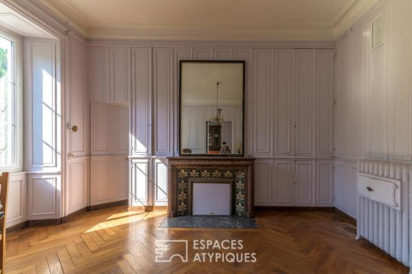 Grand appartement rénové dans un ancien moulinage avec jardin et parking – au centre ville