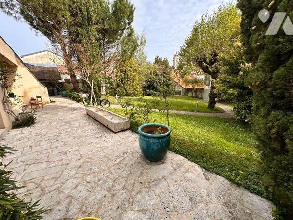 Maison à vendre à Saint-Julien-du-Sault (89330) en Yonne (89)

Cette maison d'architecte situ...