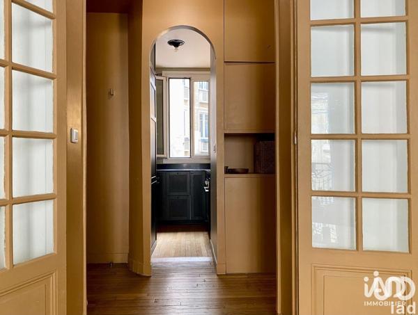 Location appartement 2 pièces 58 m² Paris 18
