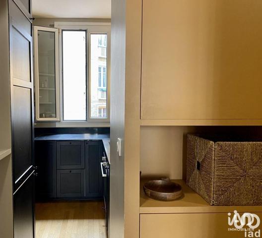 Location appartement 2 pièces 58 m² Paris 18
