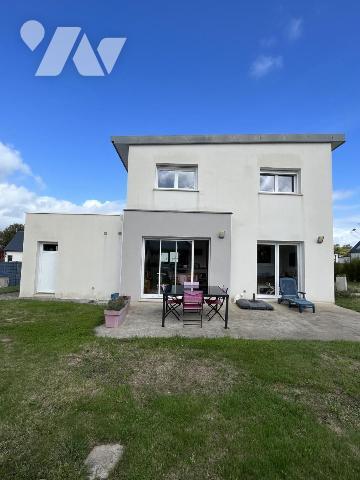 MAISON SAINT-EVARZEC