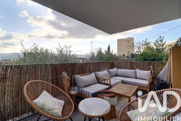 Appartement à vendre 3 pièces 54 m² Aubagne