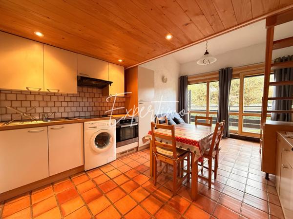 Gréoux-les-Bains (04800) Studio avec mezzanine