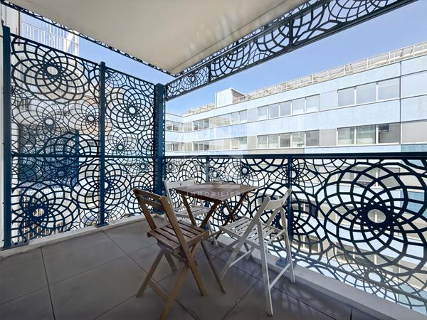 Appartement Marseille 2 pièces 39 m2 Terrasse Parking 13008